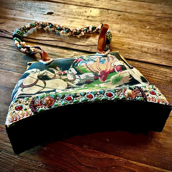Mary Francis Happy Trails Beaded Shoulder Bag - Picture 3 of 5
